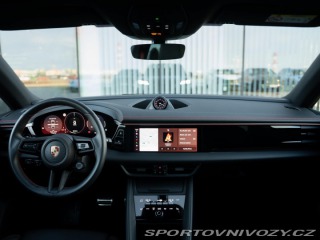 Porsche Macan 4S Electric 2024