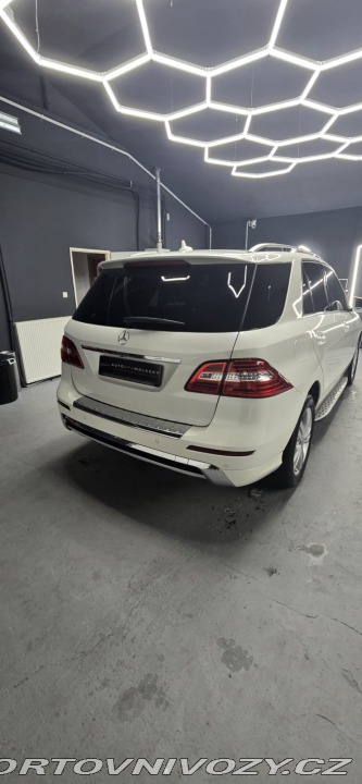 Mercedes-Benz Ostatní modely ML 350 BlueTec 4Matic 2013