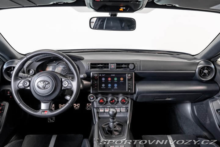 Toyota GR86  2024