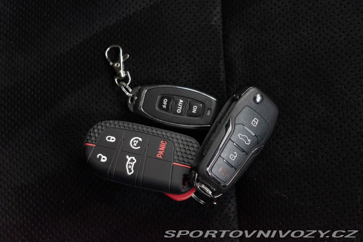 Ostatní značky Ostatní modely Jeep Grand Cherokee SRT 6.4 V8 HEMI 4x4 *ČR*K 2016