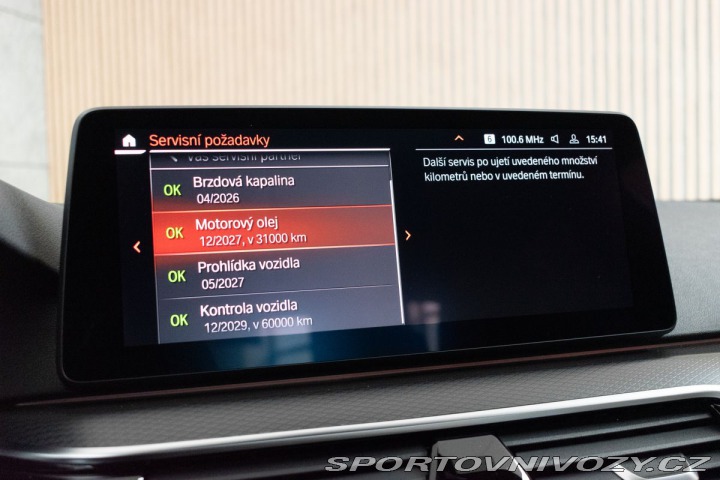 BMW 5 540i REZERVACE 2021