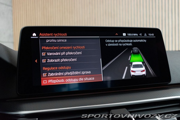 BMW 5 540i REZERVACE 2021