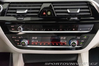 BMW 5 540i xDrive ///M LASER*ČR 2021
