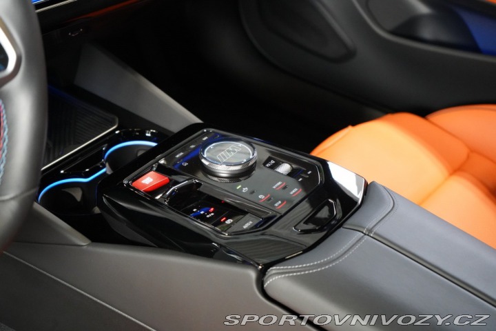 BMW M5 TOURING*PANO*TAŽNÉ*HUD 2025