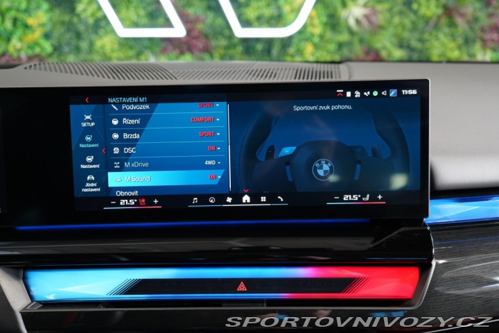 BMW M5 TOURING*PANO*TAŽNÉ*HUD 2025