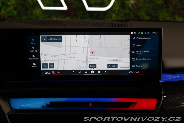 BMW M5 TOURING*PANO*TAŽNÉ*HUD 2025