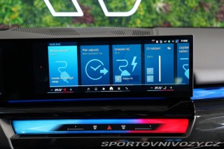 BMW M5 TOURING*PANO*TAŽNÉ*HUD 2025