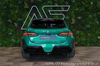 BMW M5 TOURING*PANO*TAŽNÉ*HUD 2025