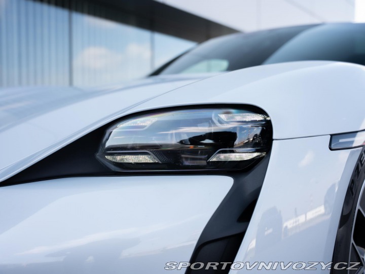 Porsche Taycan Turbo 2020