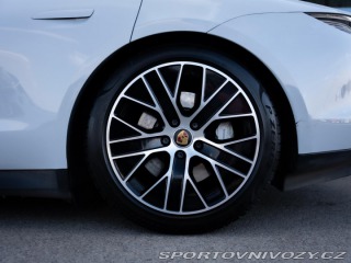 Porsche Taycan Turbo 2020