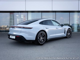 Porsche Taycan Turbo 2020