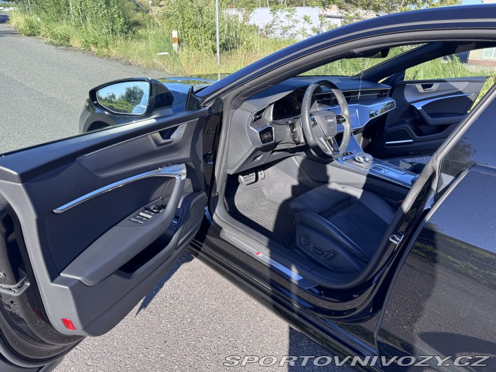 Audi A7  2023