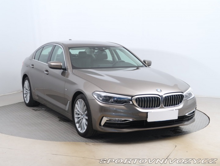 BMW 5 Luxury Line 540i xDrive 2017