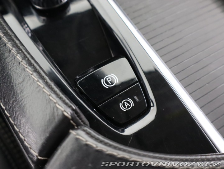 Volvo S90 Premium D5 AWD 2017