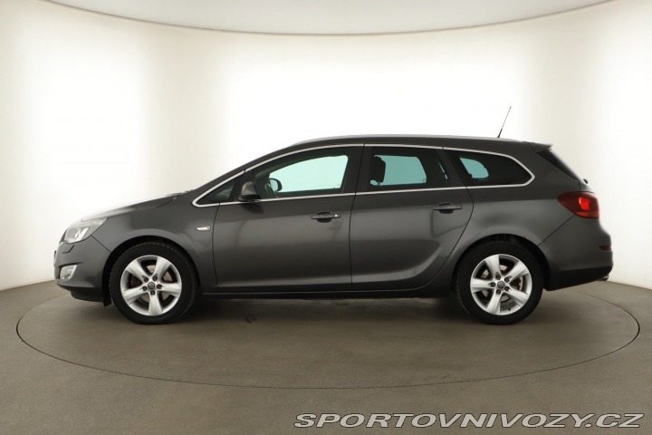 Opel Astra 2.0 CDTI 2012