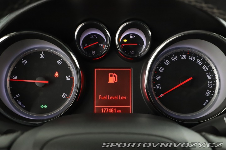 Opel Astra 2.0 CDTI 2012