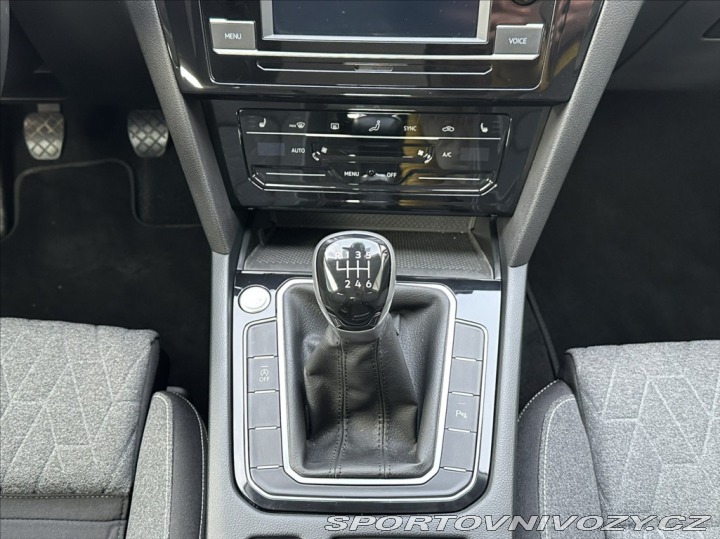 Volkswagen Ostatní modely Passat 1,5 TSI 150PS Business M 2023