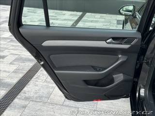 Volkswagen Ostatní modely Passat 1,5 TSI 150PS Business M 2023