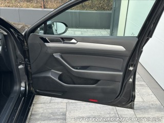 Volkswagen Ostatní modely Passat 1,5 TSI 150PS Business M 2023