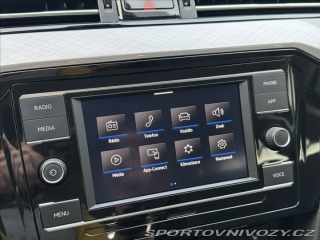 Volkswagen Ostatní modely Passat 1,5 TSI 150PS Business M 2023