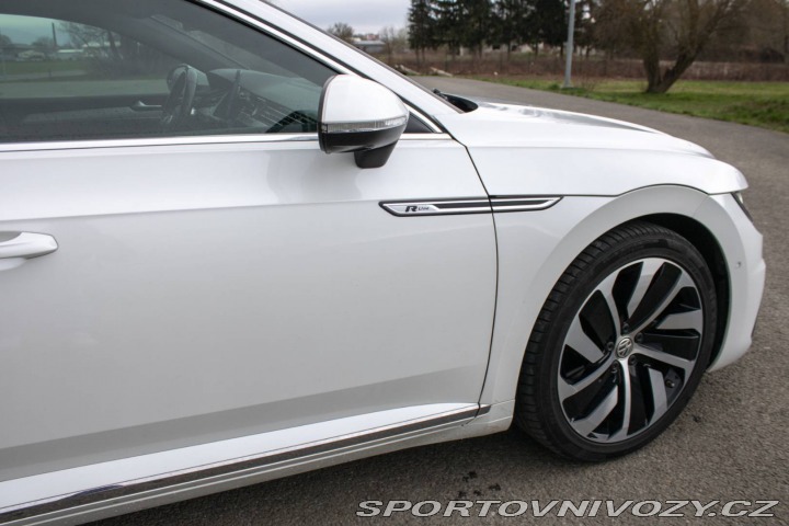 Volkswagen Arteon 2.0 TSI R-Line 4MOTION / 2018