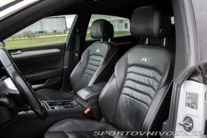 Volkswagen Arteon 2.0 TSI R-Line 4MOTION / 2018