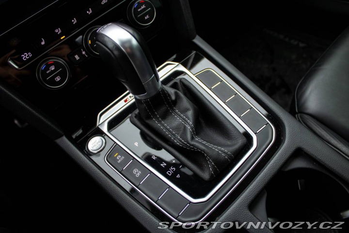 Volkswagen Arteon 2.0 TSI R-Line 4MOTION / 2018