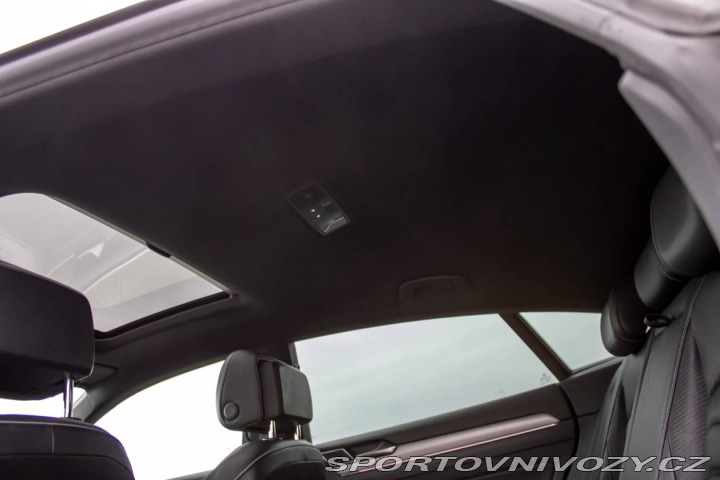 Volkswagen Arteon 2.0 TSI R-Line 4MOTION / 2018