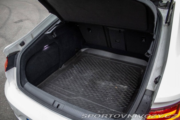 Volkswagen Arteon 2.0 TSI R-Line 4MOTION / 2018