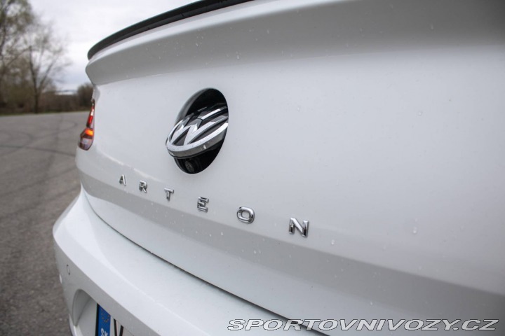 Volkswagen Arteon 2.0 TSI R-Line 4MOTION / 2018