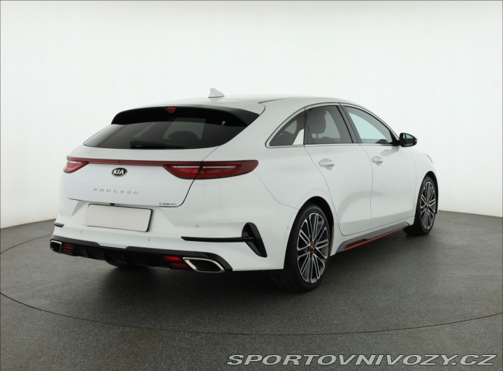 Kia ProCeed GT 1.6 T-GDI 2021