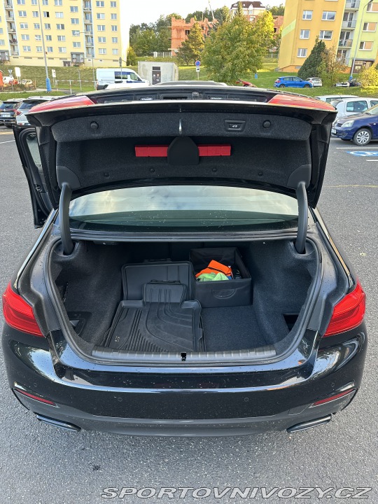 BMW 5 M550i xDrive 2020