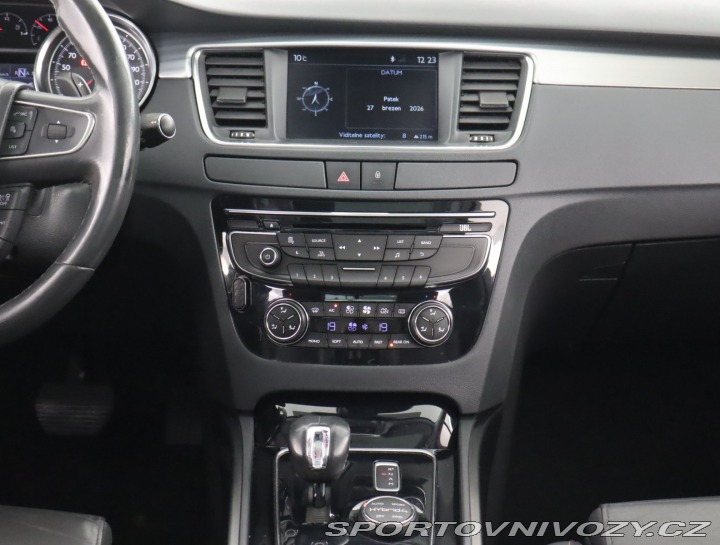 Peugeot 508 HYbrid4 RXH 2012