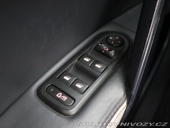 Peugeot 508 HYbrid4 RXH 2012