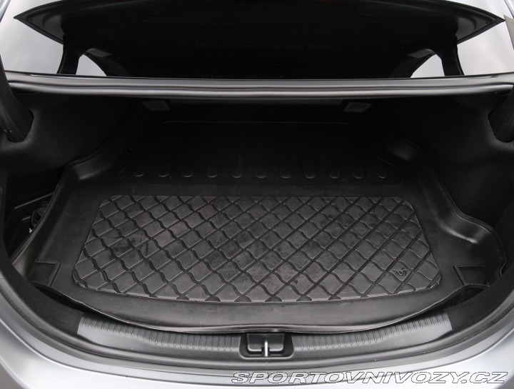 Mercedes-Benz C AMG Paket C 300 e 4MATIC 2023