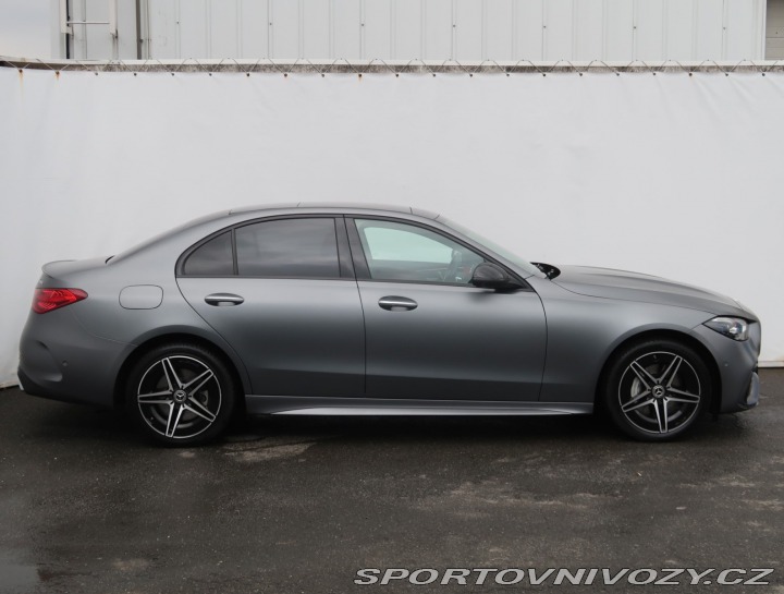 Mercedes-Benz C AMG Paket C 300 e 4MATIC 2023
