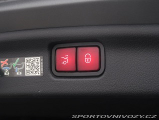 Mercedes-Benz C AMG Paket C 300 e 4MATIC 2023