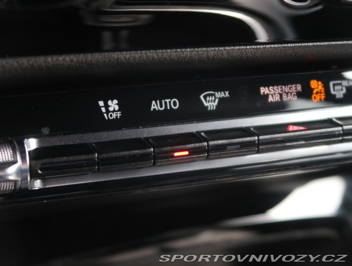 Mercedes-Benz CLA 200 2021