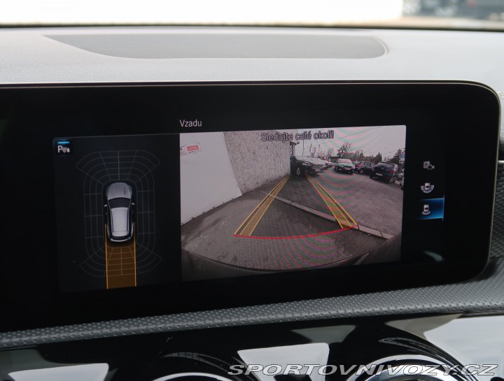 Mercedes-Benz CLA 200 2021