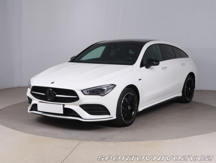 Mercedes-Benz CLA AMG Paket 250 e 2021
