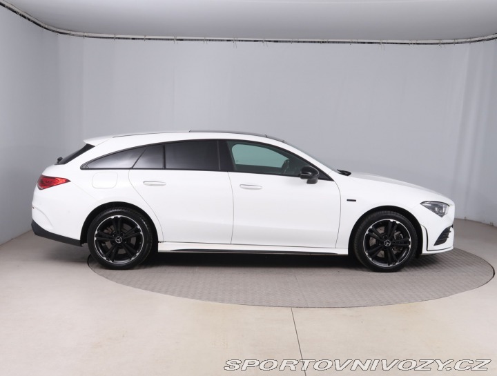 Mercedes-Benz CLA AMG Paket 250 e 2021