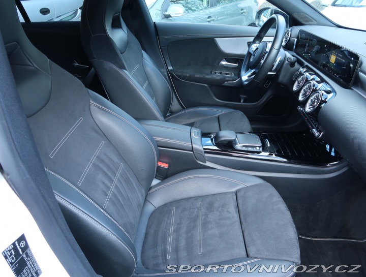 Mercedes-Benz CLA AMG Paket 250 e 2021