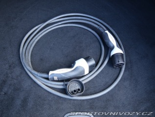 Mercedes-Benz CLA AMG Paket 250 e 2021