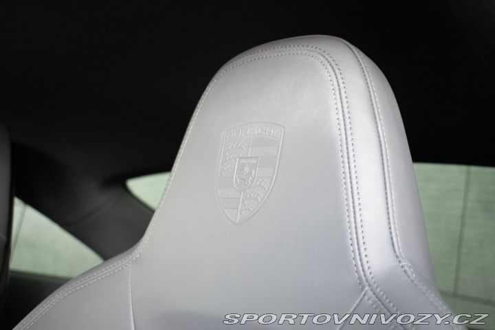 Porsche 911 992 CARRERA 4*BLACK PAKET 2019