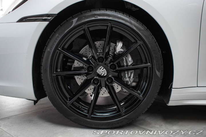 Porsche 911 992 CARRERA 4*BLACK PAKET 2019