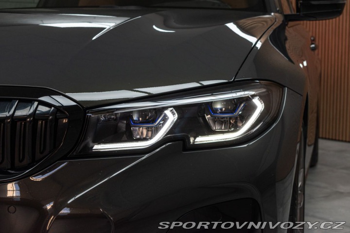 BMW 3 330d xD ///M*TAŽNÉ*LASER* 2021