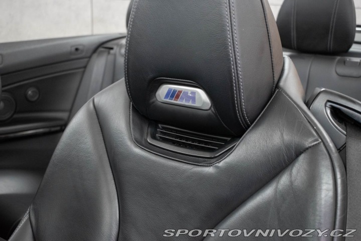 BMW M4 F83 MANUÁL*HEAD-UP*HARMAN 2014