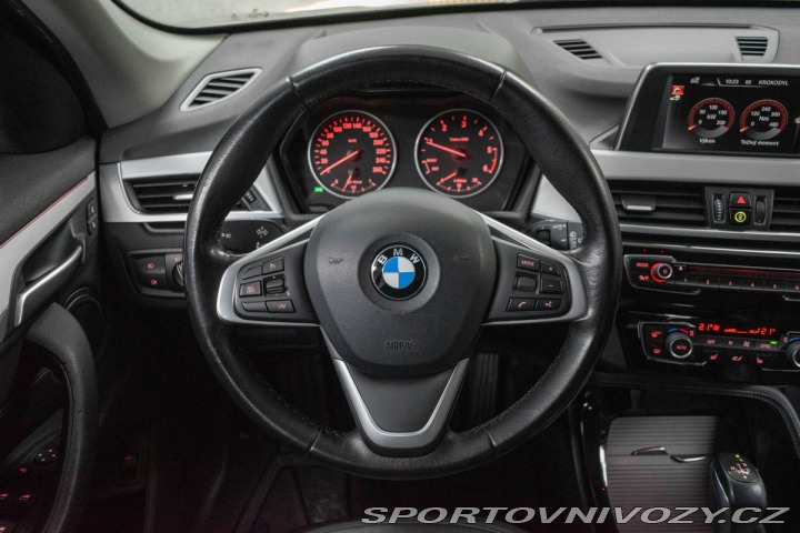 BMW X1 xDrive25d REZERVACE 2017