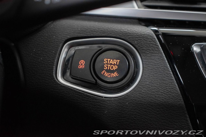 BMW X1 xDrive25d REZERVACE 2017