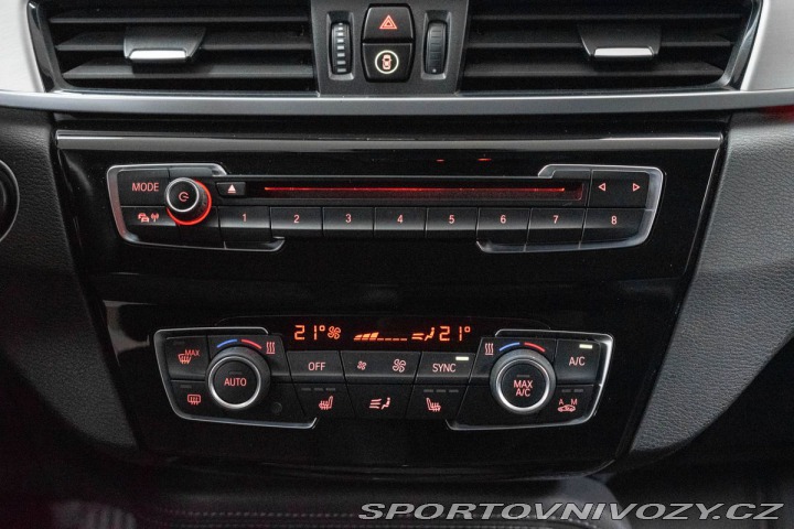 BMW X1 xDrive25d REZERVACE 2017